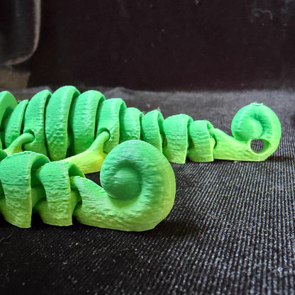 Articulated Chameleon Flexi Trail Buddy