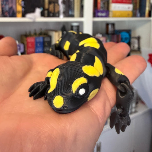 Articulated Flexi Salamander Trail Buddy