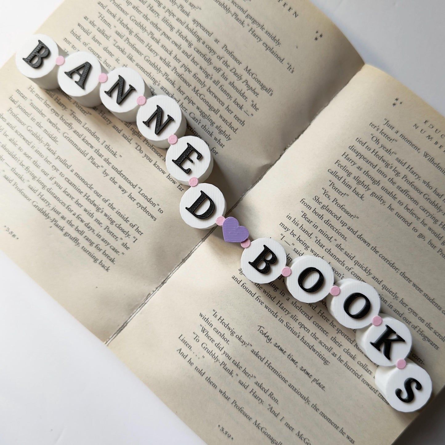 Banned Books Friendship Bracelet Sign | Bookshelf Sitter