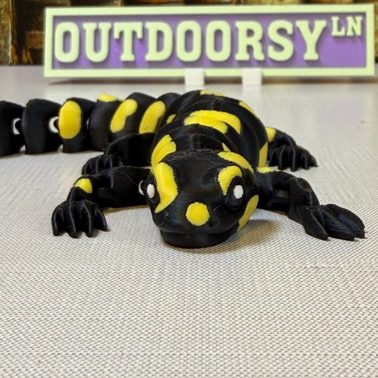 Articulated Flexi Salamander Trail Buddy