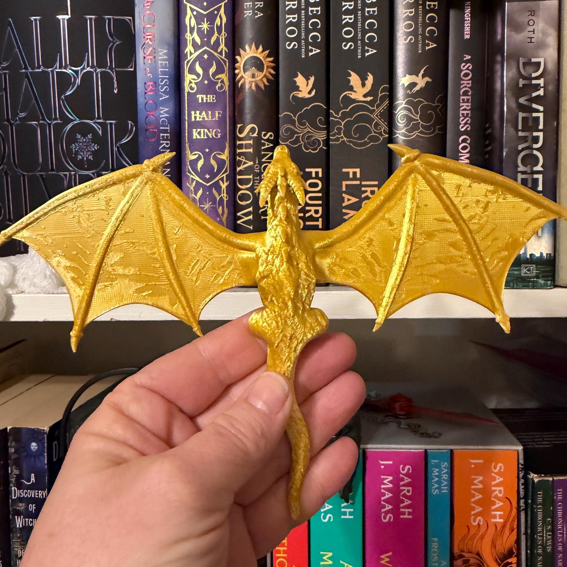 Dragon Book Spine Hugger | Fantasy 3D Printed Bookshelf Decor