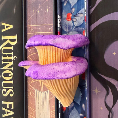 Oyster Mushroom Book Spine Hugger | Cottagecore Bookish Magnet | Fantasy Woodland Fungi Wall Decor