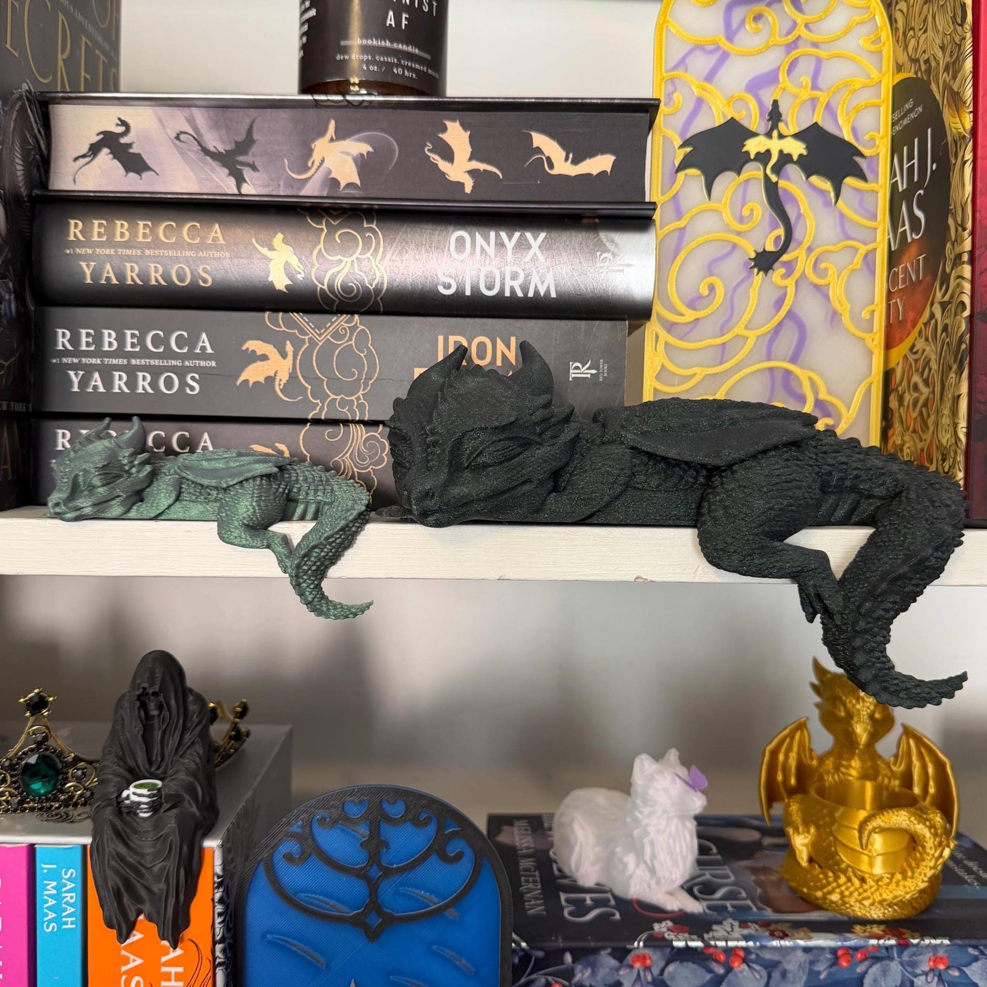 Sleeping baby dragon in small and large