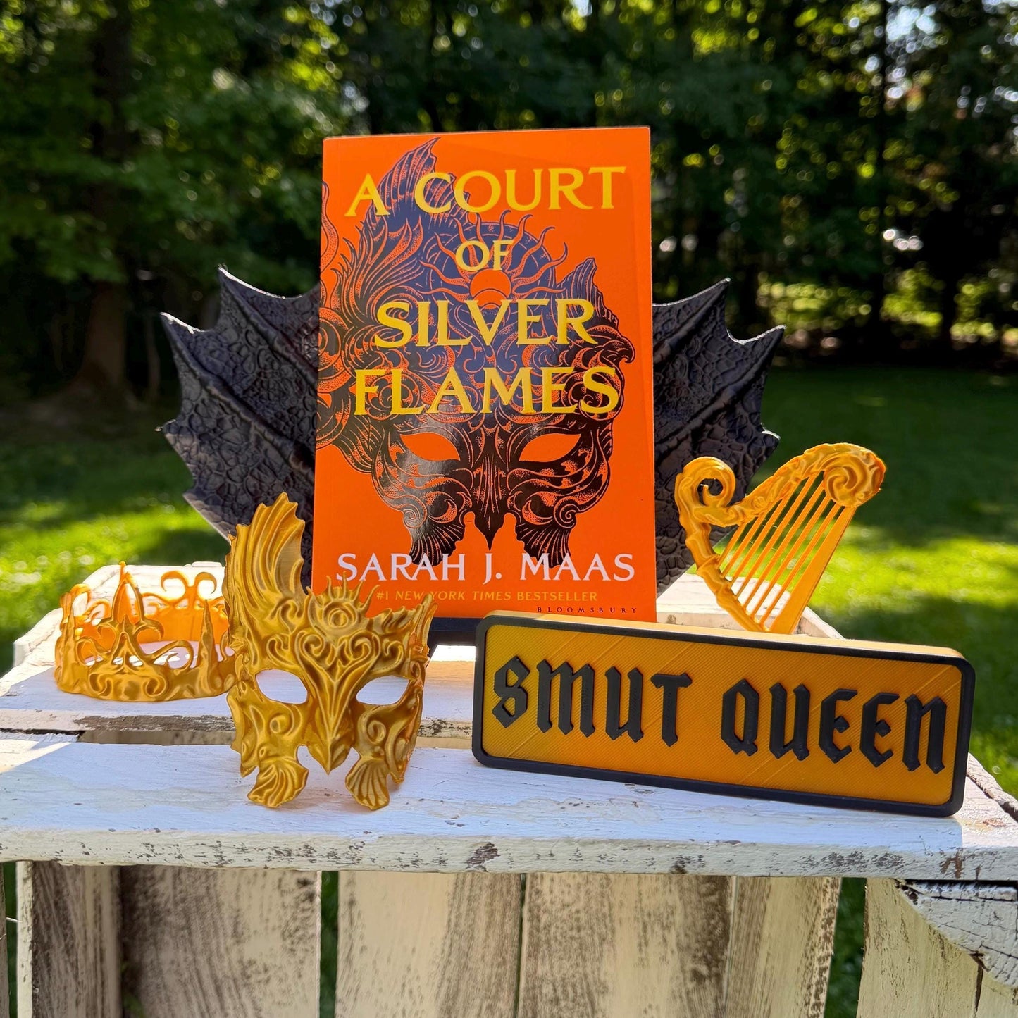 ACOTAR Inspired Dread Trove Decor | Mask, Crown, and Harp | Night Court Bookshelf