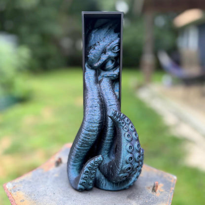 Cthulhu Book Nook | Tentacle Bookend | Dark Fantasy Bookshelf Decor | Gothic Library Art