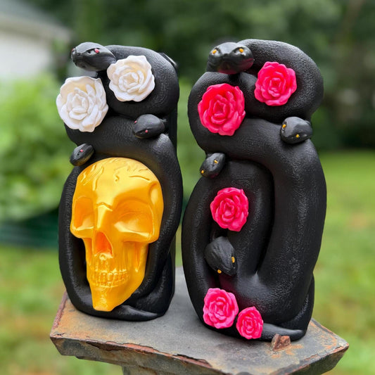 Snake and Floral Gothic Book Nook | Dark Academia Bookshelf Decor | Skull and Serpent | Romantasy