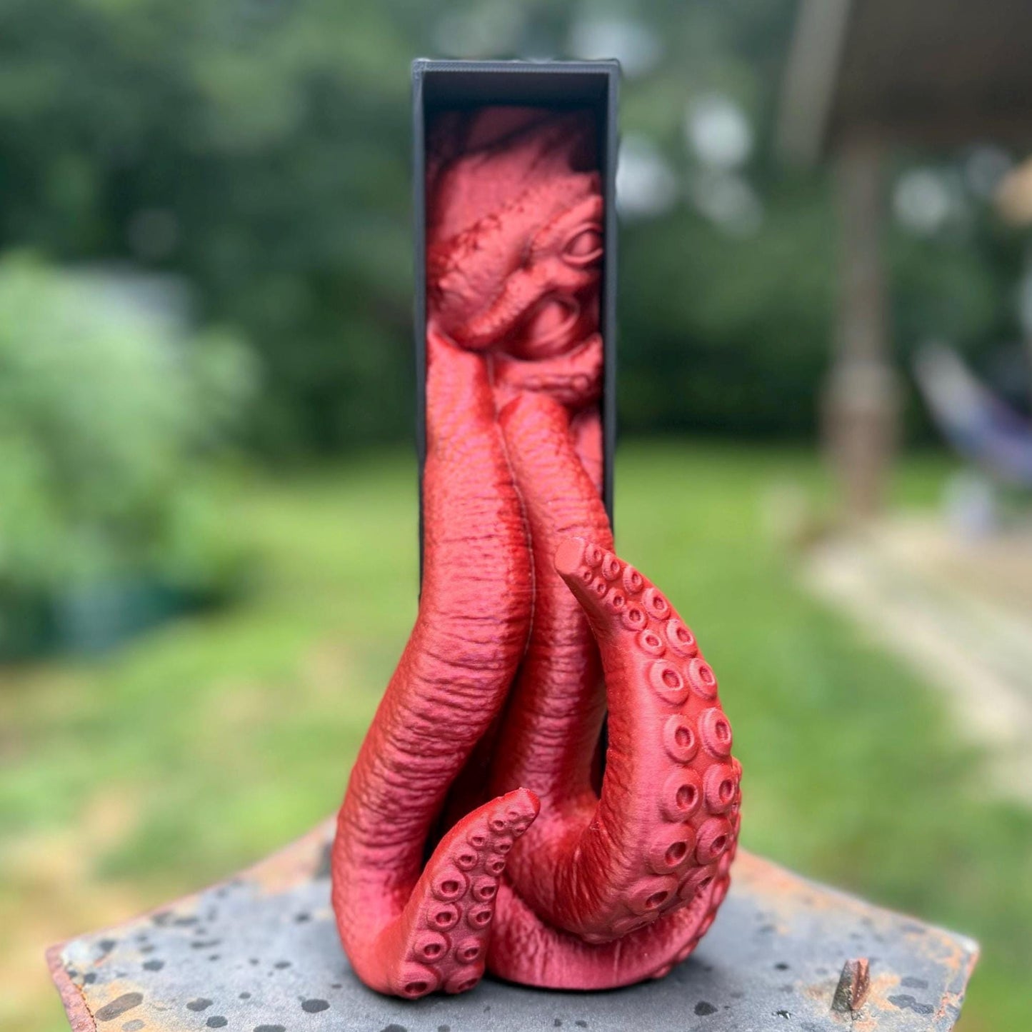 Cthulhu Book Nook | Tentacle Bookend | Dark Fantasy Bookshelf Decor | Gothic Library Art