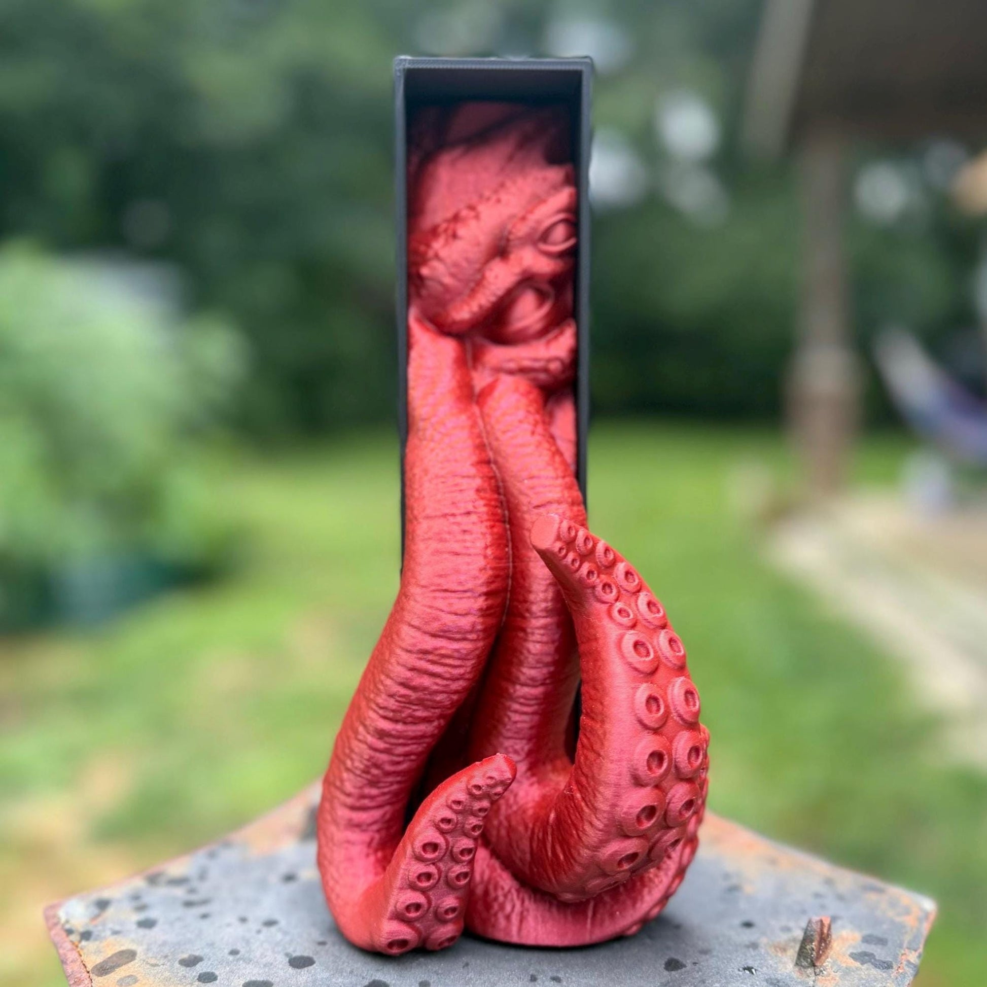 Cthulhu Book Nook | Tentacle Bookend | Dark Fantasy Bookshelf Decor | Gothic Library Art
