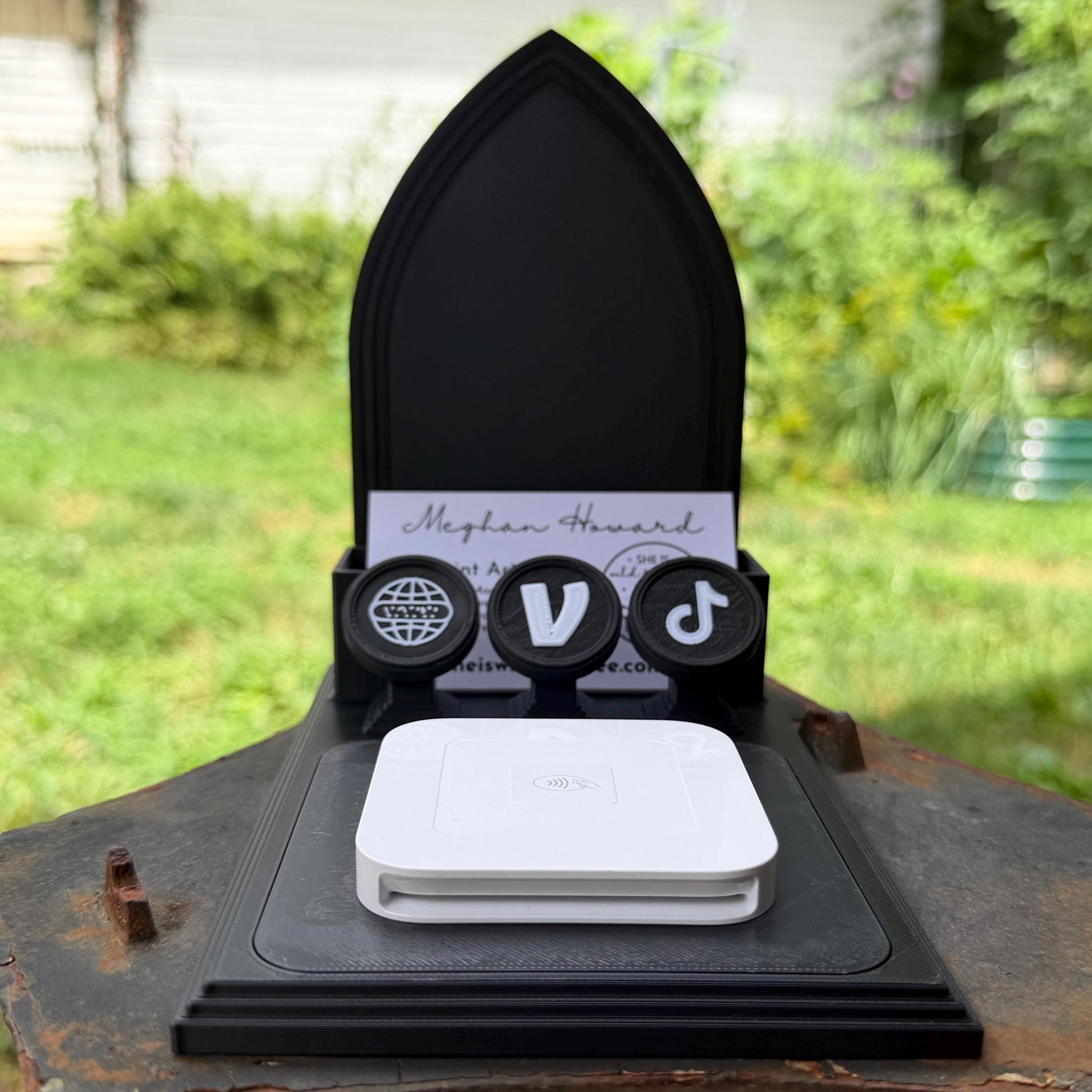 Gothic All-In-One Vendor Stand | Business Card Holder, NFC Tags & Payment Reader | Customizable Display Stand