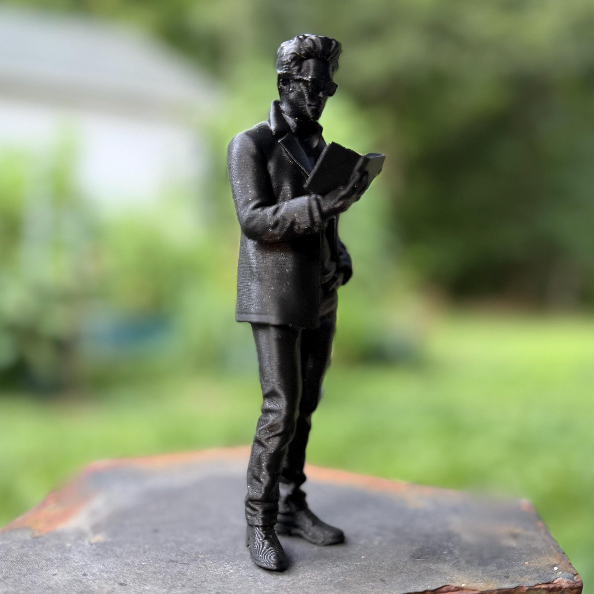 Vampire Book Boyfriend Statue | Twilight Inspired Bookshelf Decor | Dark Romance Reader Gift | Team Edward