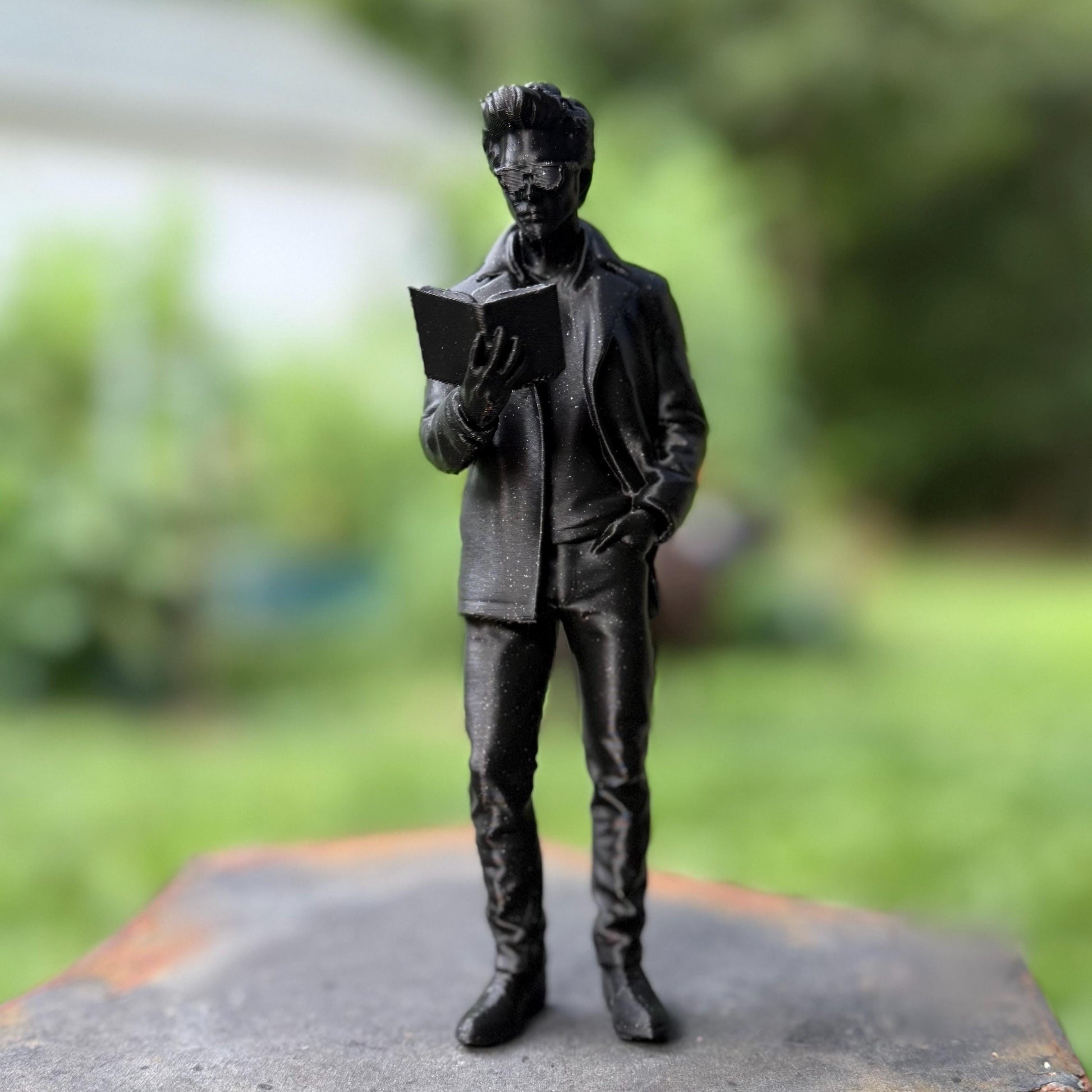 Vampire Book Boyfriend Statue | Twilight Inspired Bookshelf Decor | Dark Romance Reader Gift | Team Edward
